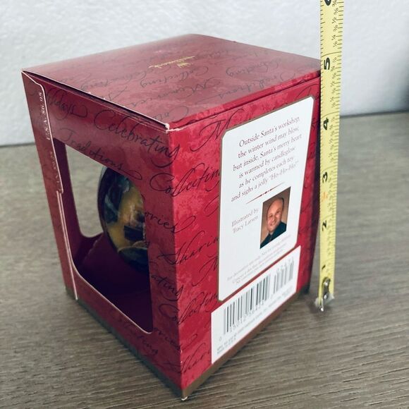 Hallmark Vintage Santa Warmed by Candleglow Christmas 2000 Ornament - Picture 5 of 5